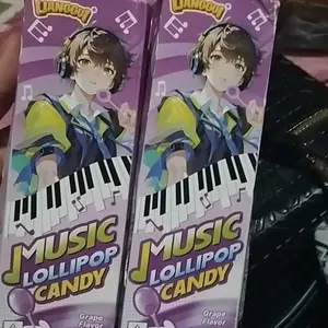 [HALAL] LIANGGUI Lollipop Musik Aroma Buah (Bisa Bernyanyi, Rasa Anggur/Stroberi/Apel), Cocok untuk Menyertai Nonton Drama/Santai di Asrama/Makanan Ringan Baca Bareng Orang Tua, Permen Unik dan Menarik, Tekstur Lembut Tidak Menempel di Gigi