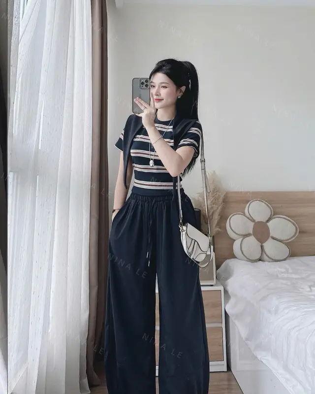 HL11 Set 3 Món Quần Boom Kaki QCCC Mix Áo Và Khăn Năng Động Tiểu Thư, Dễ Thương Cá Tính Form Tôn Dáng | BigBuy360 - bigbuy360.vn HL11 Set 3 Món Quần Boom Kaki QCCC Mix Áo Và Khăn Năng Động Tiểu Thư, Dễ Thương Cá Tính Form Tôn Dáng | BigBuy360 - bigbuy360.vn