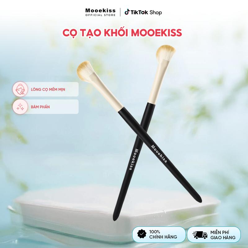 [GIFT] Mooekiss Cọ Tạo Khối Và Highlight Dạng Nửa Quạt Lông Mềm Dễ Lấy Phấn Cho Makeup Tinh Tế