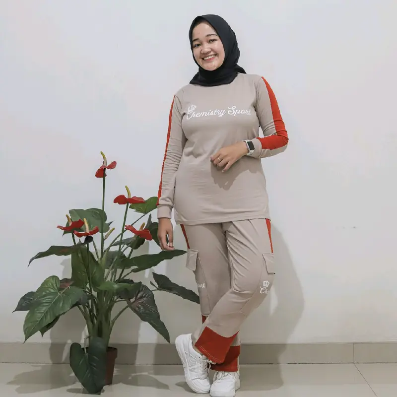 Setelan Olahraga Wanita | One Set Cargo Muslimah bahan Katun Combed 20s 2