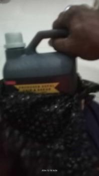Product Review of ASPAL CAIR WATERPROOF " PREMIUM QUALITY"  UKURAN 2 KG ( KADAR ASPAL 50 % ) from M**★ 2