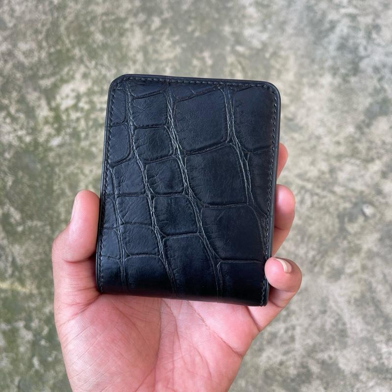 ví nam da cá sấu pháp , chế tác thủ công , bảo hành da 24 tháng