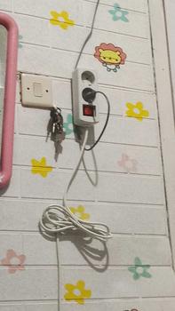 Product Review of VASMALL - HOLDER STOP KONTAK | COLOKAN LISTRIK TEMPEL DINDING | SOCKET STOP KONTAK | HOLDER GANTUNGAN from t**a 0