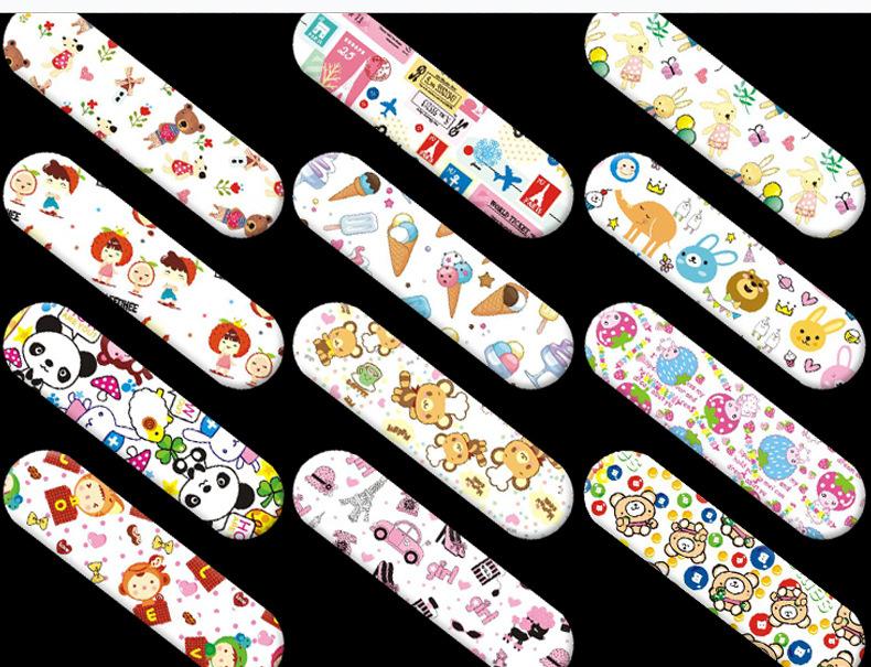 Product Introduction of 2 Styles Cute Bandaid Breathable Waterproof Patch Cartoon Wound Bandages Cute Breathable Band Adhesive for Kids Healthcare Kit 2