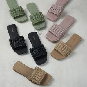 Sendal slop Wanita harian aestetic motif kerut simple elegan bahan Karet size 37-40