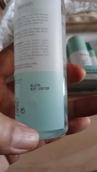 Product Review of Wardah Umrah & Hajj Package - Paket Haji dan Umroh - Hair and Body Wash, Face Cleanser, Sunscreen SPF 50 PA+++ , Anti Perspirant Deodorant, Moisturizer, Lip Treatment Balm, ZamZam Water Spray from L**0 1