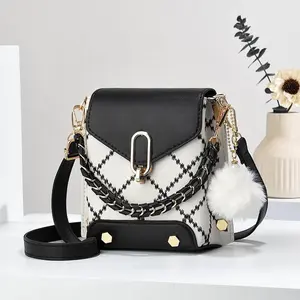 M7 Tas Selempang dan Hand Bag Wanita dan Remaja dengan Gantungan Besi dan Strap Double Jahitan Kuat