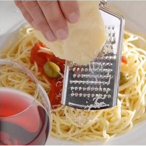 Parutan Keju Stainless Steel Alat Parut Cokelat Wortel Kentang Sayur Grated Cheese 21Cm Serbaguna 4