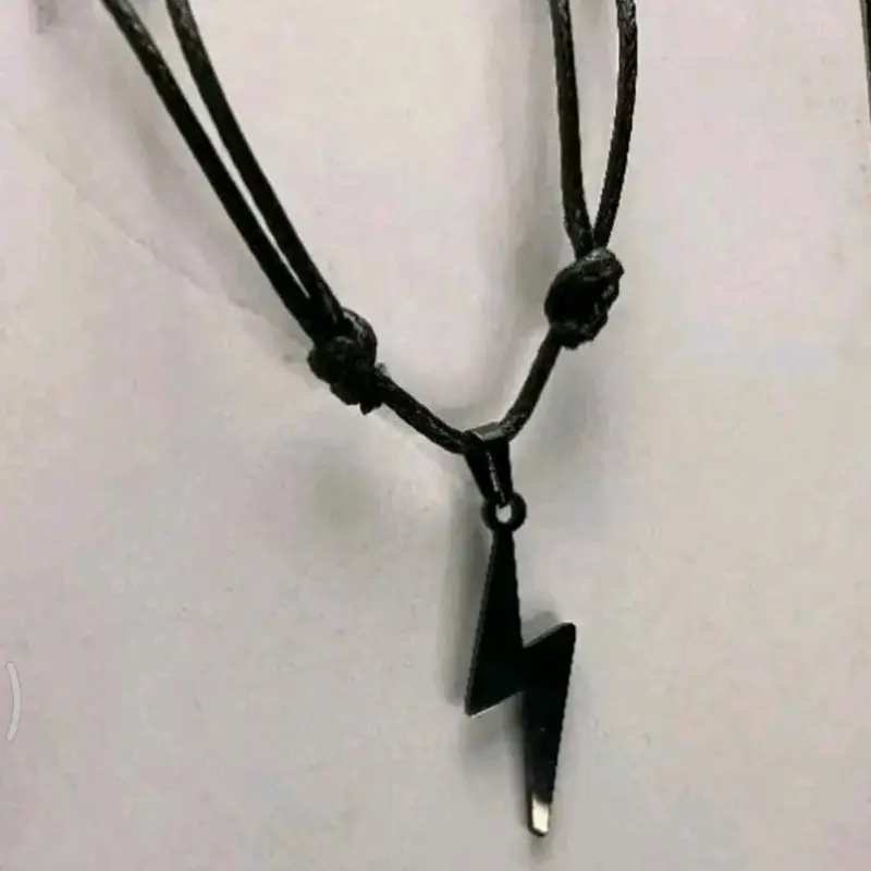 Kalung Tali Liontin Titanium Model Petir Terbaru Pria & Wanita Anti Karat Anti Luntur Hitam Silver 4