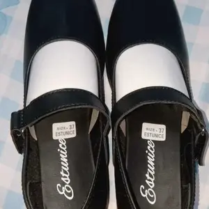 Estunice Sepatu Pantofel Wanita Paskibra Hitam Doff Dan Glossy Hak 3cm Sepatu Sekolah