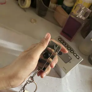 Goojodoq DC002 Charmera Keychain Kamera - 720P Mini Camera, Aksesori CCD Retro, Hadiah Unik untuk Pelajar dan Teman