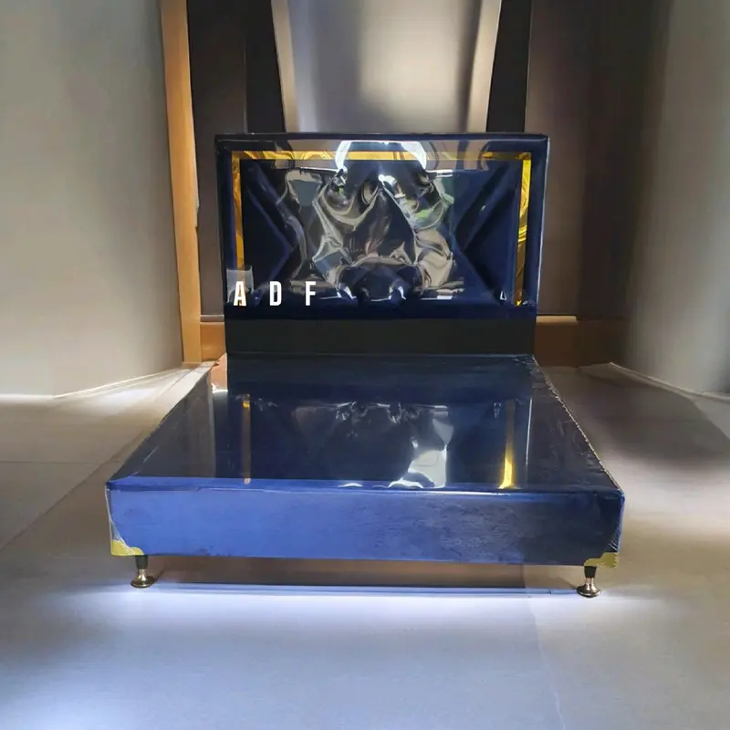 ARION DIVAN tempat tidur minimalis 3D list gold 2
