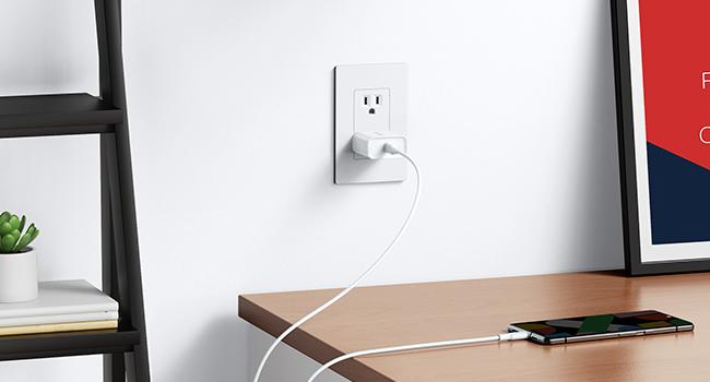 Product Introduction of (W)UGREEN PD 20W Fast Charger Compatible for iPhone 8-14 Pro Max Xiaomi Mobile Smartphone Model: 60449 4