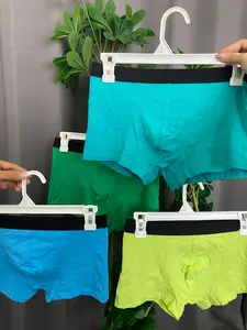 Celana Dalam Pria (HIJAU) Boxer Paket 4 PCS Bahan Katun Tidak Mudah Lembap Adem Breathable Nyaman Elastis Lembut Stretchable Tidak Panas Celana Dalam Dewasa Pendek Karet Kuat
