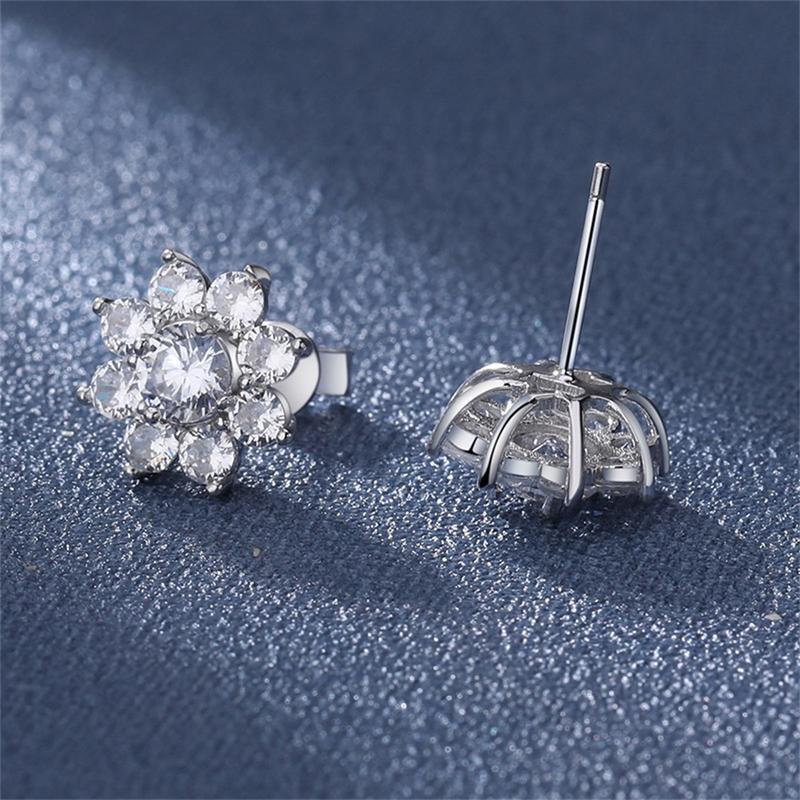 Product Introduction of [005 Additional Gift] Sunflower 0.5ct*2 Synthetic Moissanite Stud Earrings 1Pair 925 Sterling Silver Women's Jewelry Anniversary Birthday Daily Engagement Wedding Gift 3