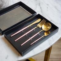 Gambar Brewsuniq Fuscia Pink 4pcs Cutlery Gift Set - Sendok / Garpu / Pisau Stainless dengan Kotak Hadiah dari Brewsuniq Store Kota Medan 5 Tokopedia