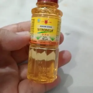 Sitronela Minyak Sereh Cap Lang 30ml - Mencegah gigitan serangga dan Pereda nyeri sendi & keseleo