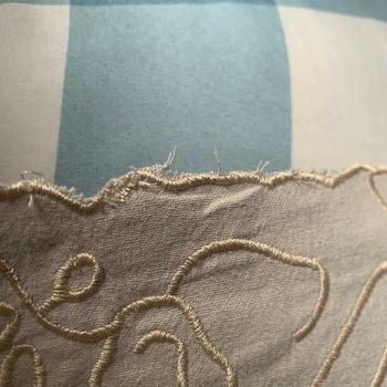 Product Review of Giony Vest Emboired By Kananum Bahan Linen Full Bordir from 𑁍**i 2