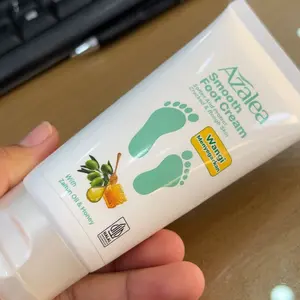 Azalea Smooth Foot Cream (For Hand & Foot) - Krim Zaitun Perawatan & Pelembut Kaki, Siku, & Telapak Tangan Kering Pecah - Pecah