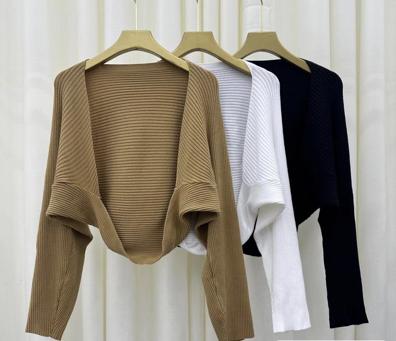Product Introduction of Váy Hai Dây Không Tay Phong Cách Pháp Xiaoxiangfeng Áo Khoác Cardigan Dệt Kim Phối Bên Ngoài Áo Len Nữ Tay Cánh Dơi Khăn Choàng Dáng Ngắn Khí Chất 7