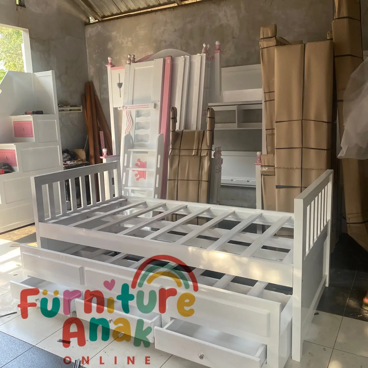 Tempat tidur anak minimalis