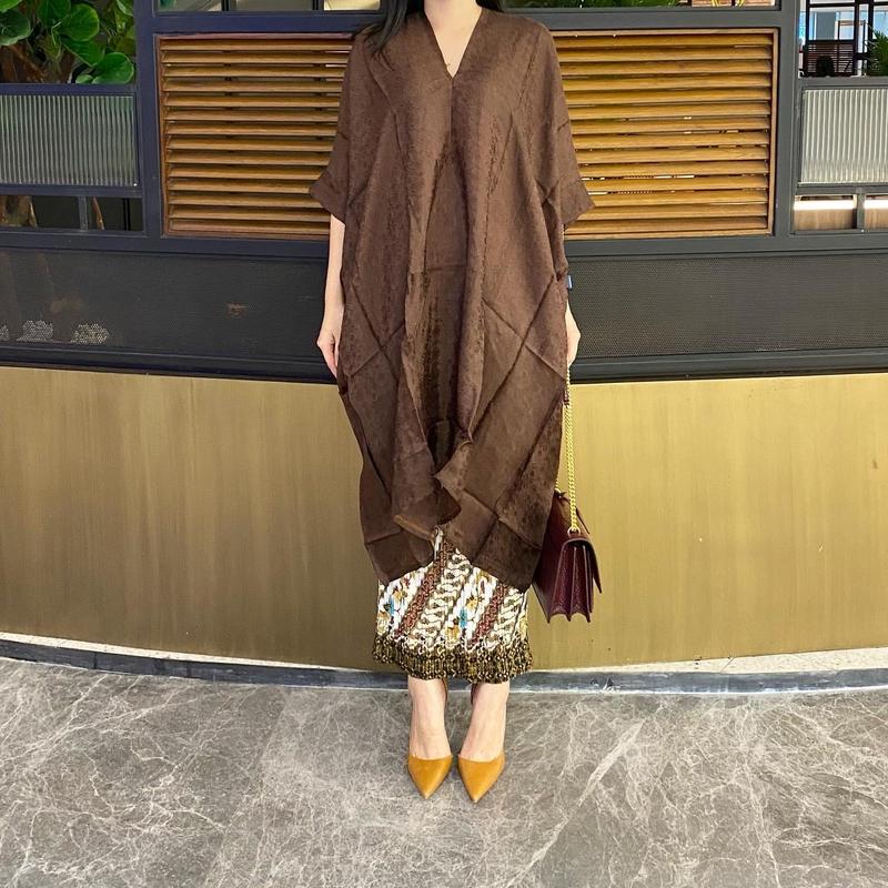 Lausboutique-Tunik Aruna-Seri Ice-Hanya Atasan Polos Fit Loose 5
