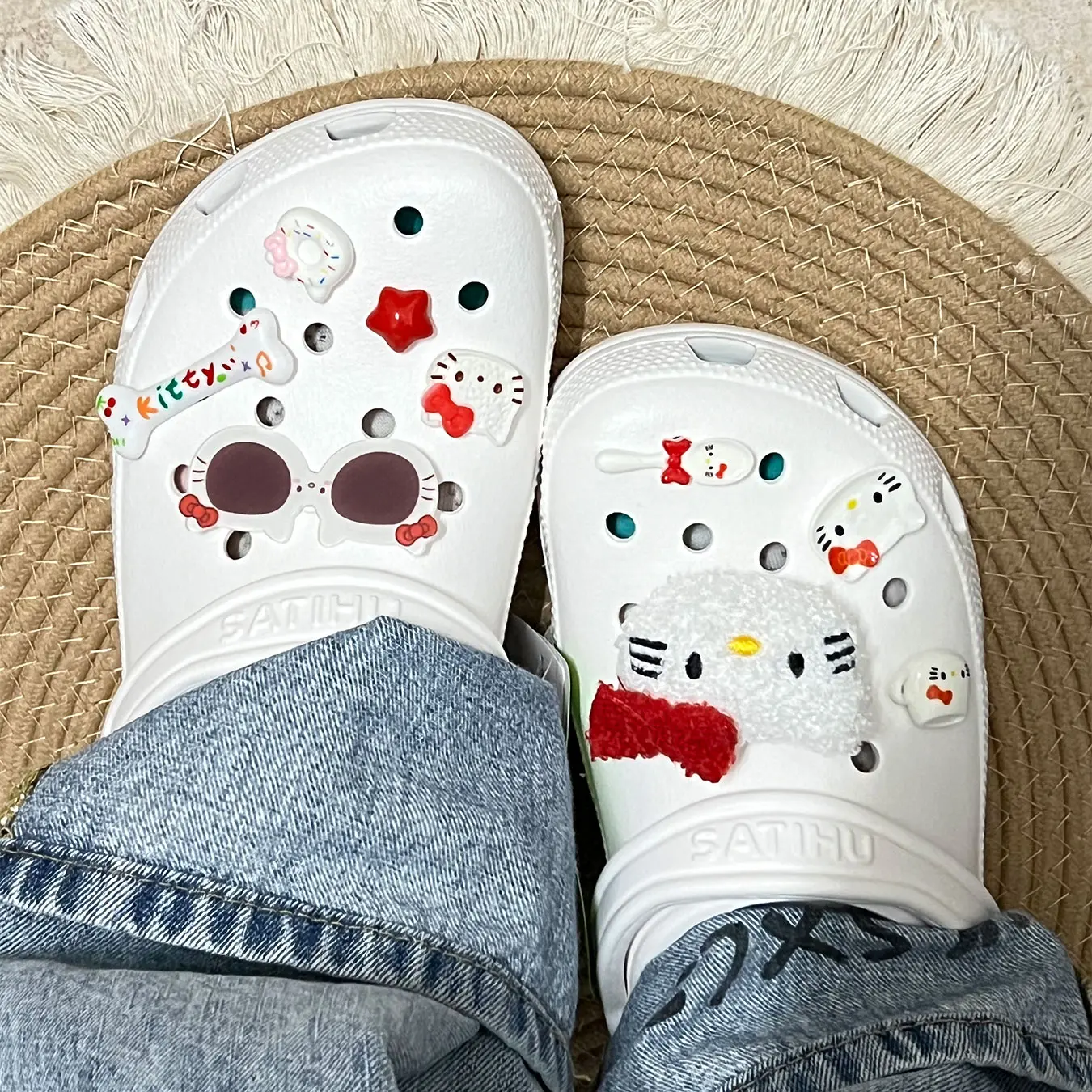 Charm Jibbit Guốc Thời Trang, Thiết Kế Sáng Tạo, Hoạt Hình Dễ Thương, Họa Tiết Đầy Màu Sắc, Thích Hợp Cho Giày Tự Làm, Khóa / Charm Giày / Nút Clog