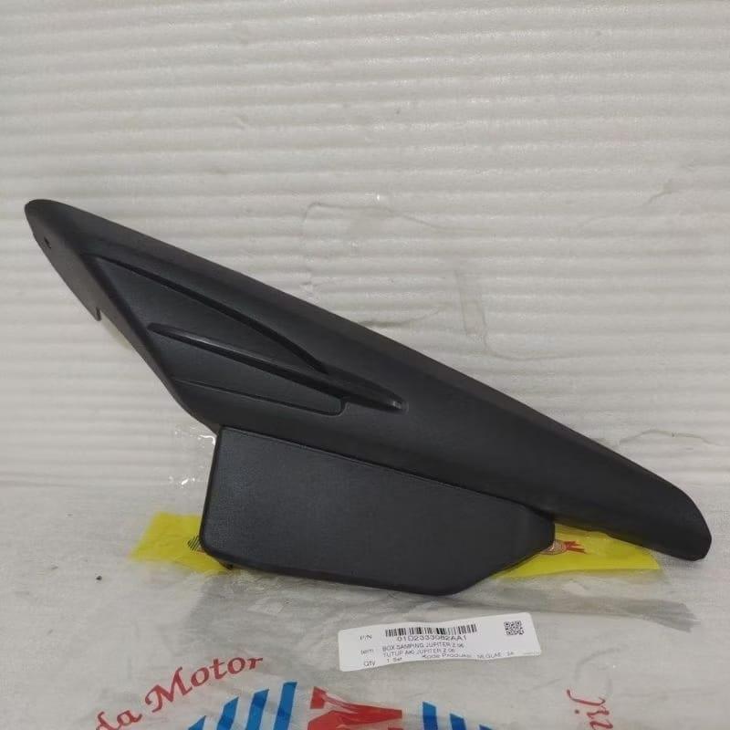COD Box Samping Tutup Aki kiri Kanan Yamaha Jupiter Z 2006 Original WIN 3