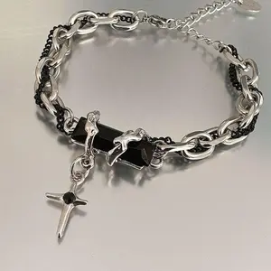 AURAVIBE-Gelang dengan batu berlian hitam berbentuk bintang untuk pria, bergaya minimalis dan keren ala Ins, dari Titanium dengan desain sederhana dan mewah.