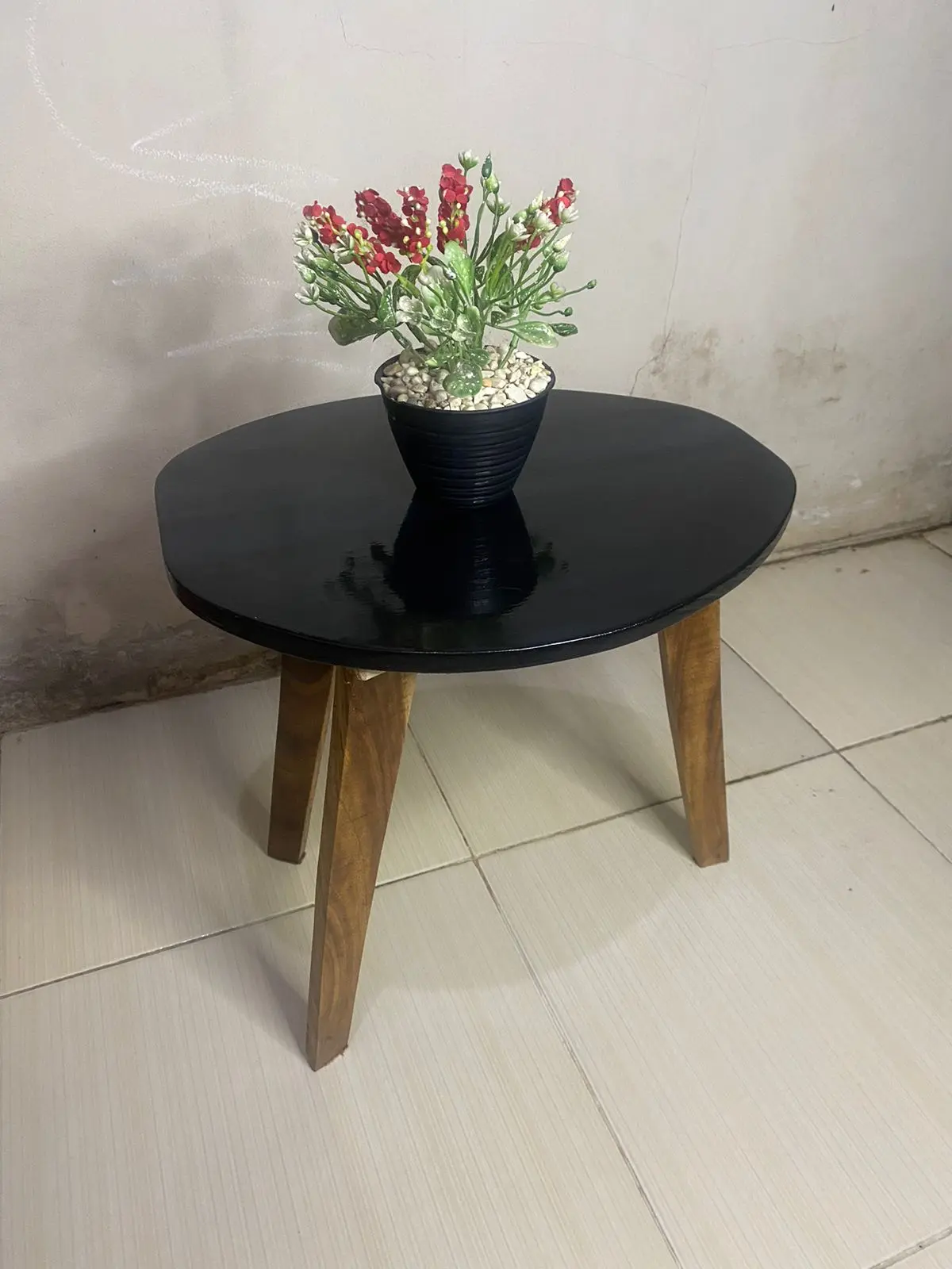 Meja Kopi Hias Full Kayu Minimalis Ruang Tamu Hitam