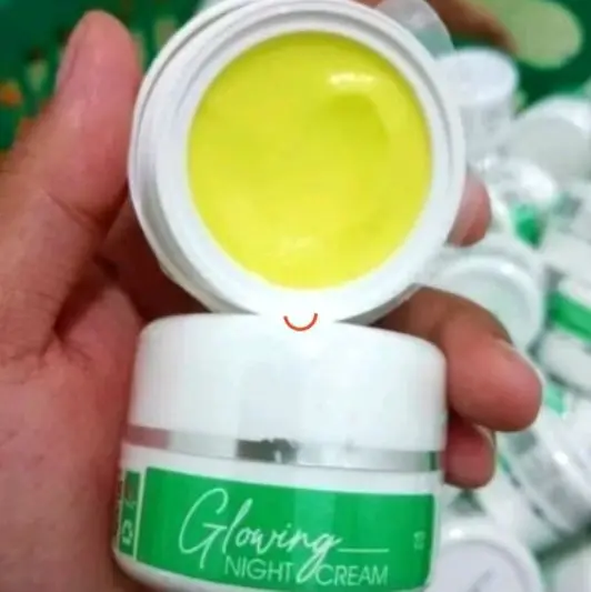 Cream maxie glow skincare...nigh cream maxie ...cream hijau...1produk 2
