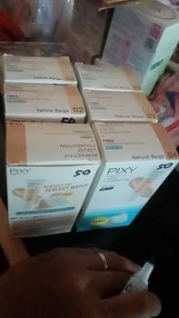 Product Review of Pixy Perfect Fit Liquid Foundation SPF35 PA++ Gratis Pixy UV Whitening Two Way Cake Refill Wajah from n**u 0