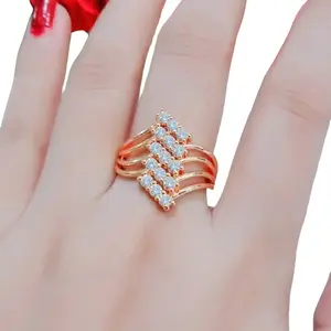 Cincin Titanium Gold Elegan Tahan Lama untuk Wanita dengan Ukuran 15-19 Rings Hadiah Perhiasan