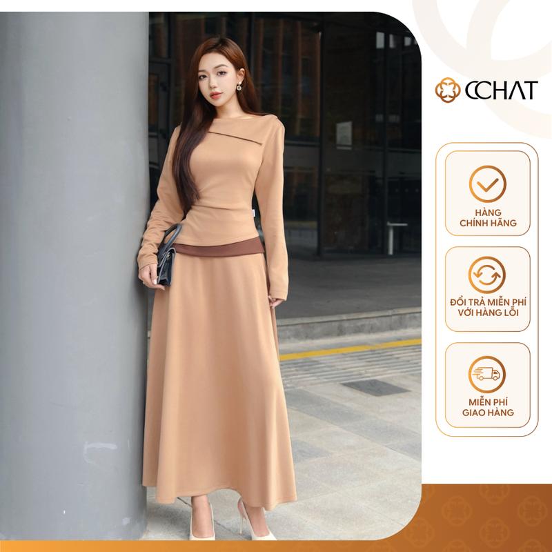   TREND25  Bộ Đồ Nữ CCHAT Dáng Suông Vai Trễ Xếp Ly Eo Phối Gấu Kiểu Chất Thun 15BNC8005XT 