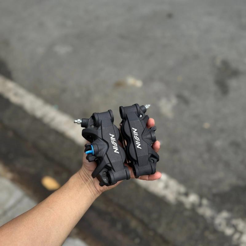 Bảo Hành 1 Năm Heo dầu NISSIN Samurai 4 Pit CB650R Hàng Mới 100% Heo Bên Phải và Bên Trái