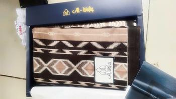 Product Review of Sarung Tenun Al-Wafiq Bahan Katun Motif Batik Songket Pria Dewasa Santri Muslim Kain Hitam from k**g 0