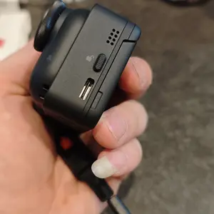 Insta360 GO Ultra Action Camera 4K UltraHD Kamera Kecil