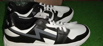 Product Review of Sepatu Sneakers Pria Wanita Kasual Fashion Style Korea SSSJ PROXIE Karet Shoes Round Toe Premium Casual Black Snekers Hitam Kerja from @**o ** 1