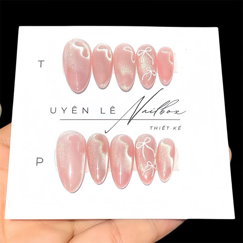  T103 nailbox thiết kế mắt mèo đẩy hiệu ứng trái tim 