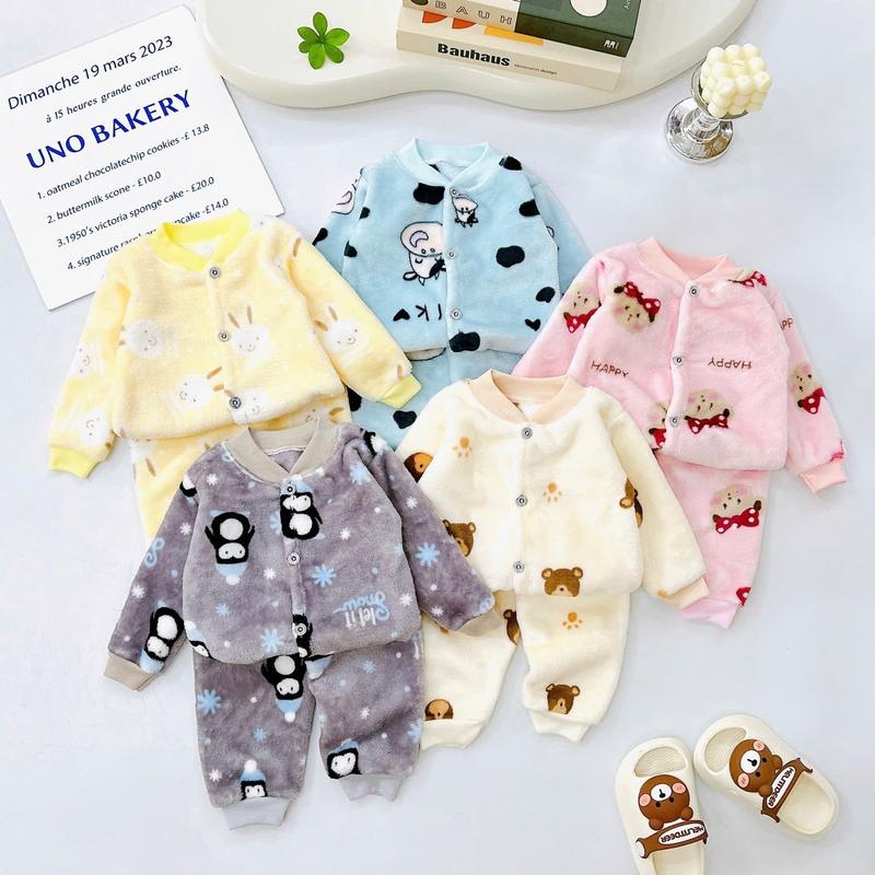  Bộ Quần Áo Vải Tuyết Nhung Mềm Mại Cúc Giữa  Ấm Áp Cho Bé Từ 3-12Kg_M52 