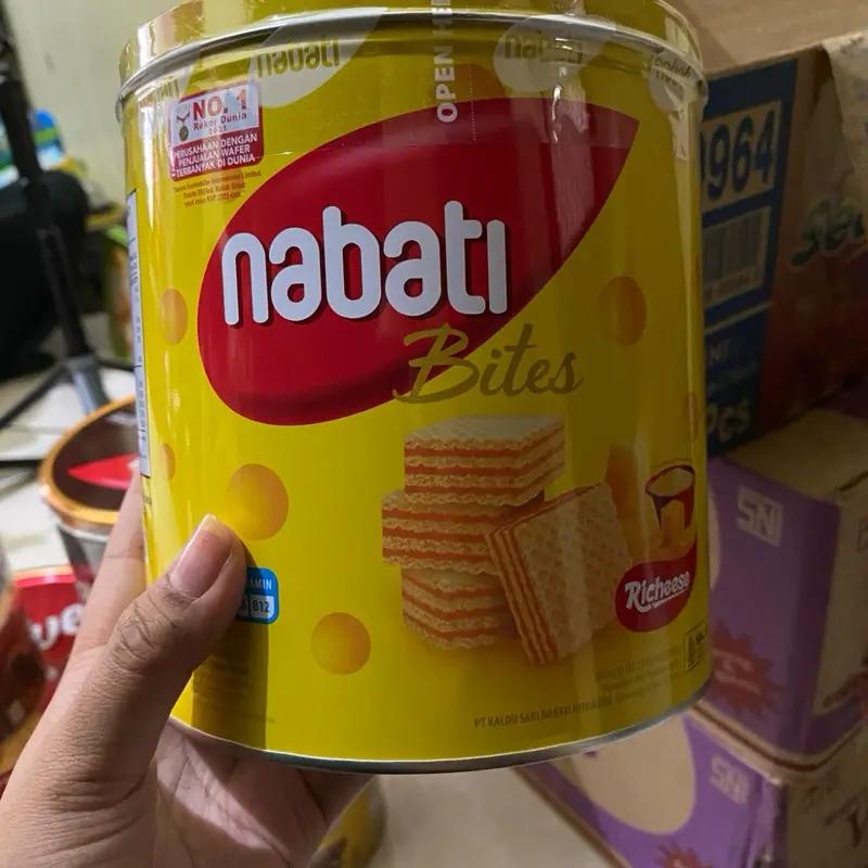 Nabati keju 1 kaleng