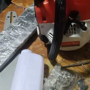 REAIM Mesin Potong Kayu 52CC 20inch Chainsaw 2Tak Untuk Gergaji Mesin Alat Outdoor Mesin Gergaji Kayu Gergaji Potong Pohon Kayu Pemotong Kayu Cepat & Irit Bahan Bakar Gergaji Mesin Portable Anti Macet - Untuk Kayu, Bambu & KebunMata Pisau Kuat Tahan Lama