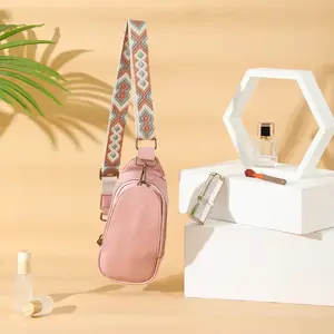 Tas Selempang Tali gitar Tas Selempang Wanita Vegan Crossbody Fanny Pack Sling Belt Tas Wanita Kulit PU Hitam Waistbag