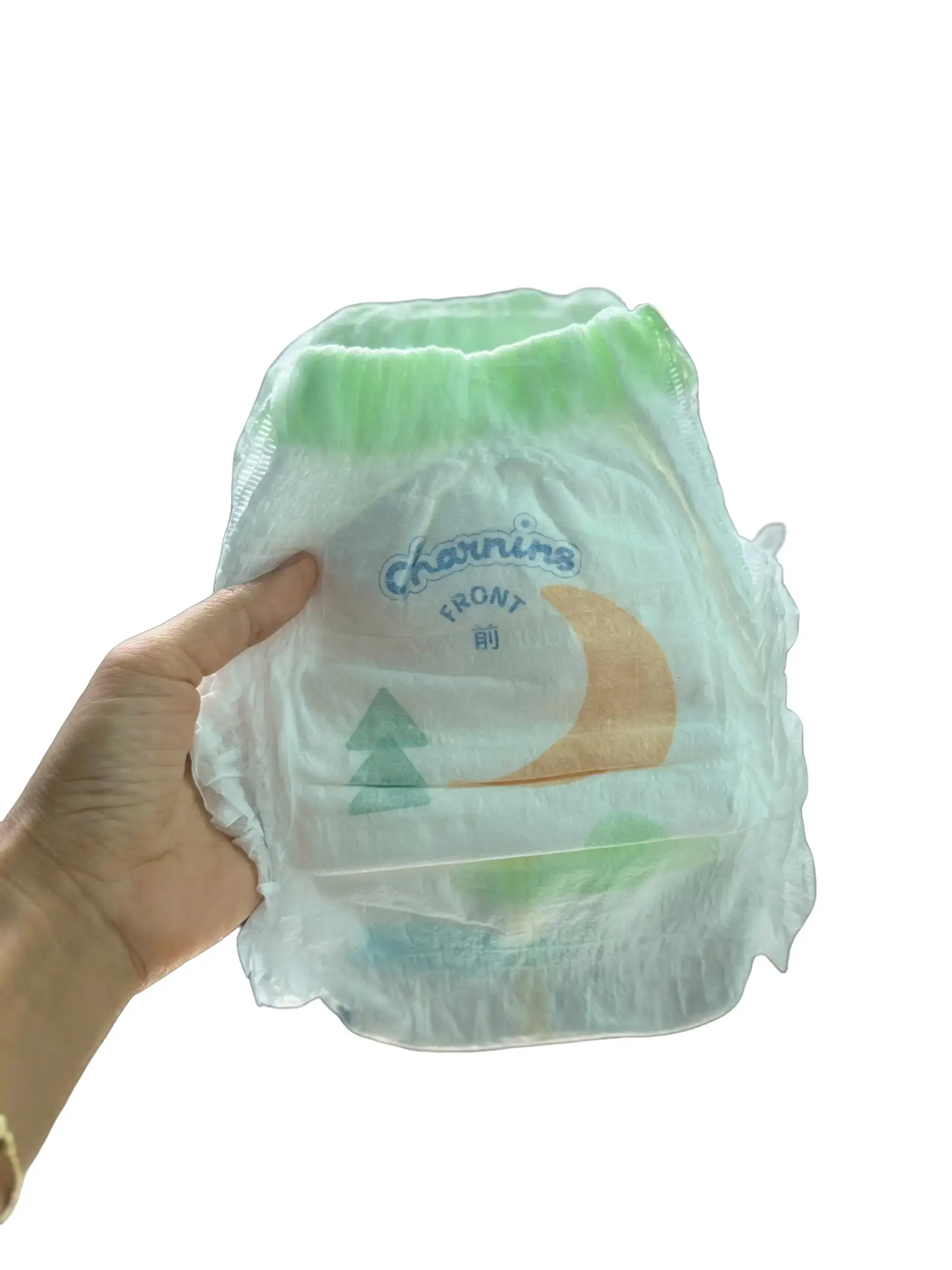 100c bỉm quần Charnins hàng một mẫu dòng tiểu nhiều , thấm hút 1000ml nước, (có cả fom dáng bo và fom suông nên các mẹ lưu ý khi chọn) Voi Cho Bé