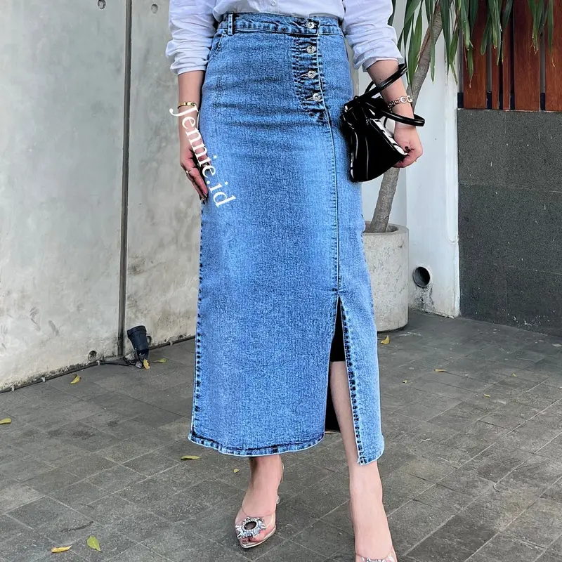 Kamila Rok Jeans kancing Belah Samping Style Denim Casual premium Panjang 1