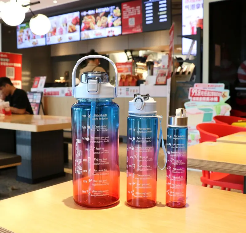 FoodGrade Botol Beranak 2 Liter + 1000ml + 500ml Botol Minum Viral 1 set BPA FREE Plastik Putih Sedotan Bottles Kitchenware 6
