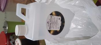 Product Review of MINYAK ZAITUN PIJAT 1 LITER / MASSAGE OIL LARASSANTI KUNING / SPA OIL / MINYAK PIJAT from w**a 0