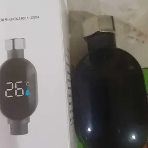 Water Temperature Gauge untuk Shower Universal – Tampilan LED digital, mengukur suhu air 0-99C secara real-time. Tahan air, tidak membutuhkan daya listrik, aman untuk bayi, ibu hamil dan orang tua, mencegah luka bakar saat mandi