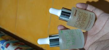 Product Review of Glow & Clear Layering -  Licorice Mefree +  Centella Mefree (Brightening Serum +  Acne Serum) - Mencerahkan sekaligus mengurangi jerawat, minyak berlebih, komedo dan chicken skin from Y**i 1