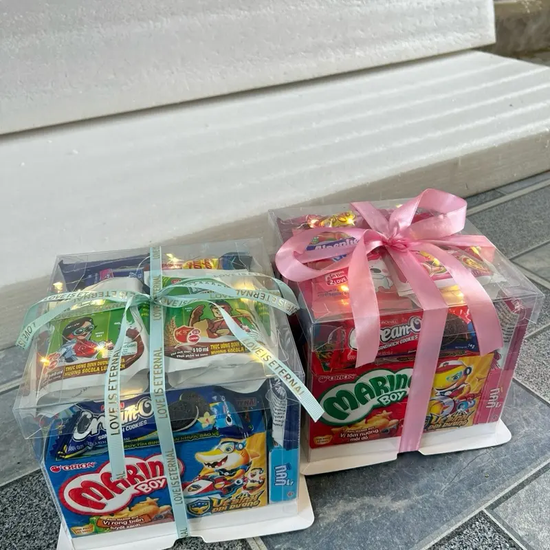 Hộp bánh kẹo mica size nhỏ tặng người thân yêu dịp sinh nhật lễ tết, ngày kỉ niệm ( shop tặng đèn nháy và thiệp ạ) 0